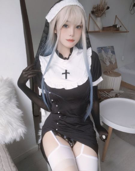 久久中文字幕制服丝袜人妻在线_1080高清迅雷在线观看